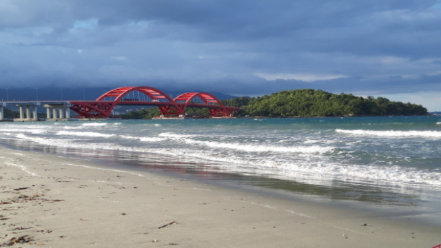 Pesona Pantai Holtekamp: Surga Tersembunyi di Jayapura